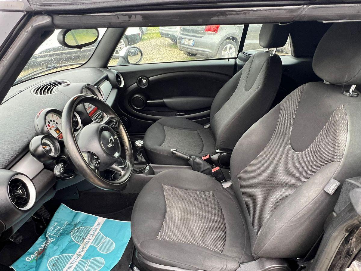 MINI - Cabrio - 1.6 16V Cooper D CABRIO