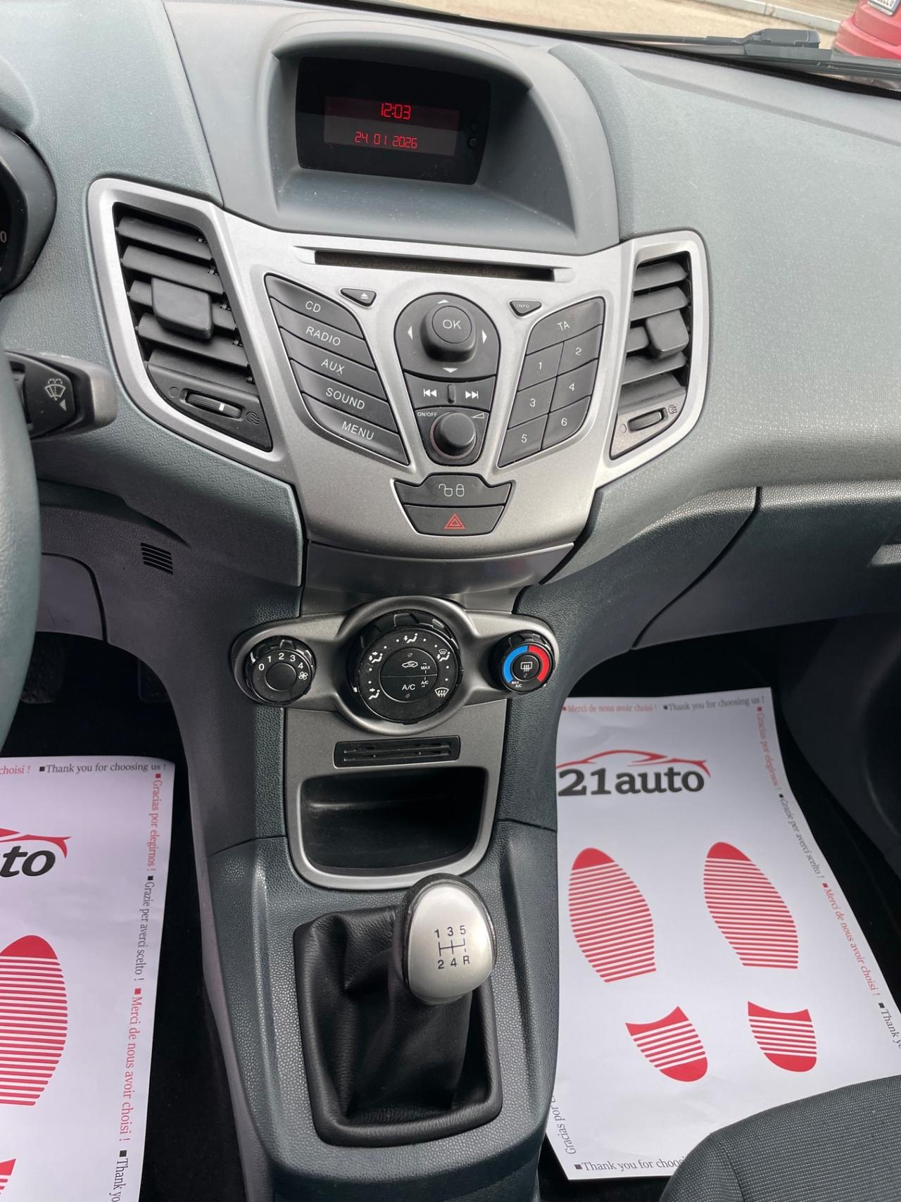 Ford Fiesta 1.4 TDCi 5p. Titanium