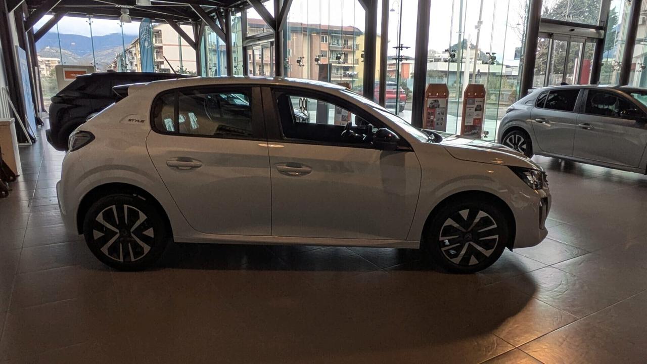 Peugeot 208 100 STYLE