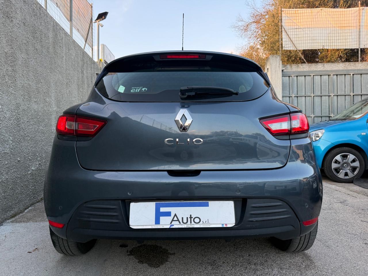 Renault Clio 0.9 TCe 90 CV GPL,Navigatore,Bluetooth,sensori dí parcheggio,ecc.