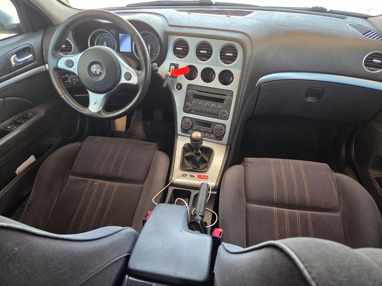 Alfa Romeo 159 1.9 JTDm 16V Sportwagon Distinctive 2008