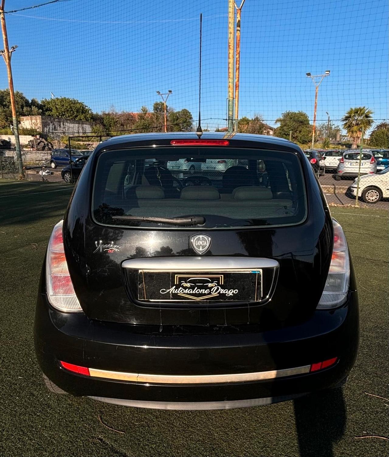 Lancia Ypsilon 1.2 Argento