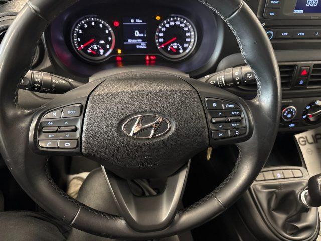 HYUNDAI i10 1.0 Benzina Tech Full Optional
