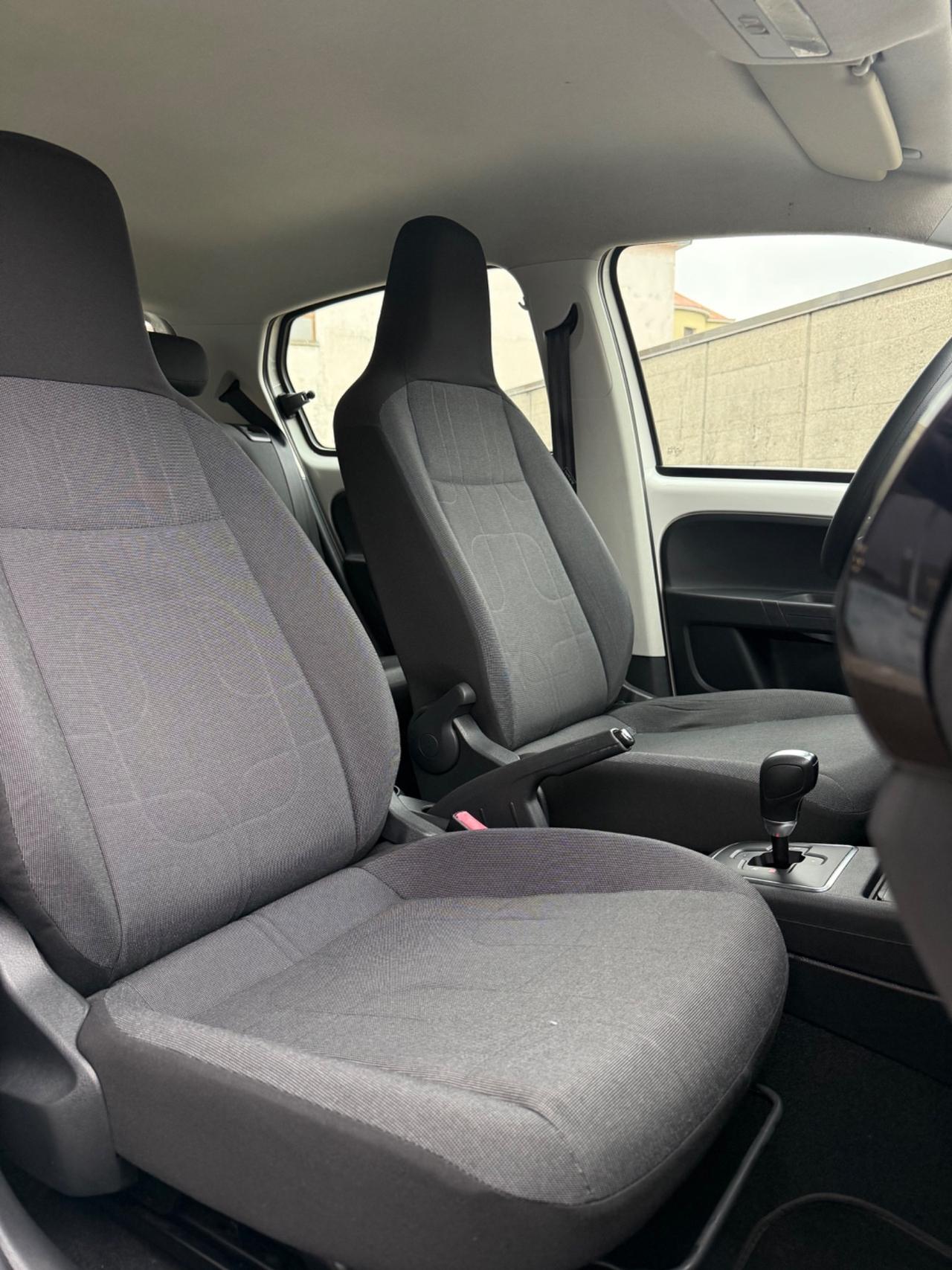 Volkswagen up! 1.0 75 CV 5p. move ASG