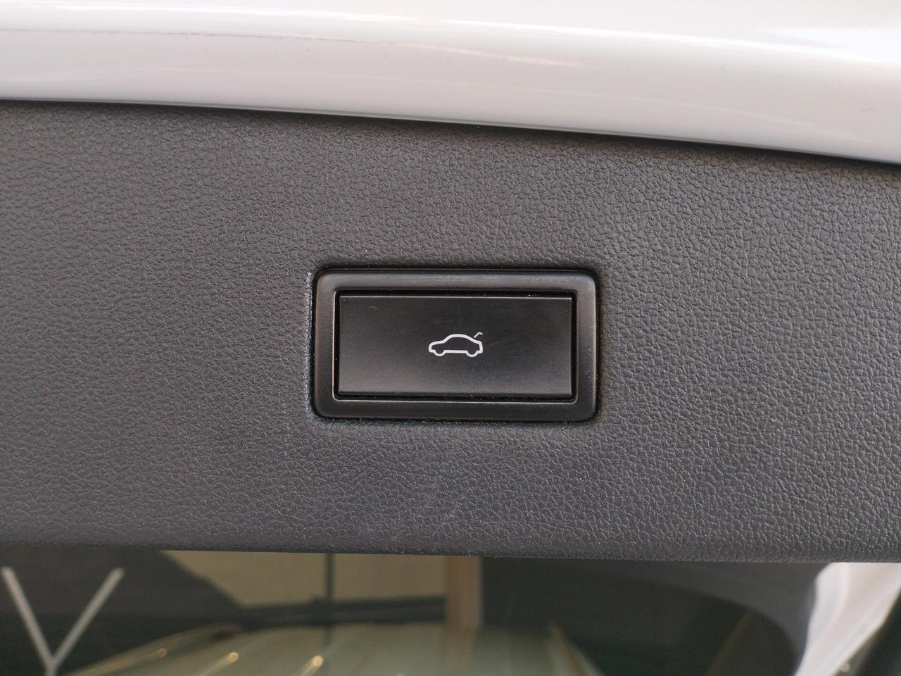 Volkswagen Tiguan 2.0 TDI SCR DSG Business BlueMotion Technology