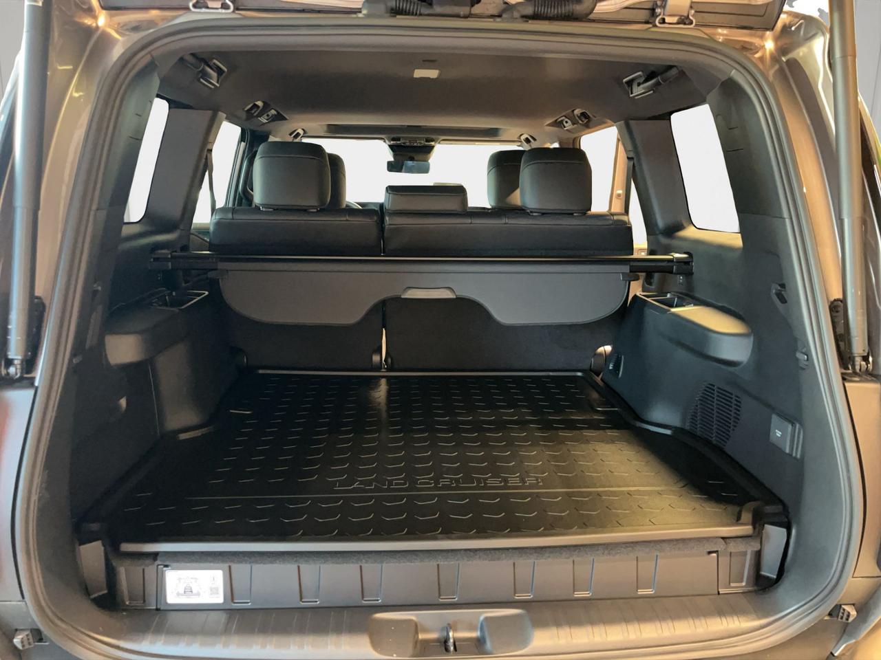 Toyota Land Cruiser 2.8 mhev Premium awd auto