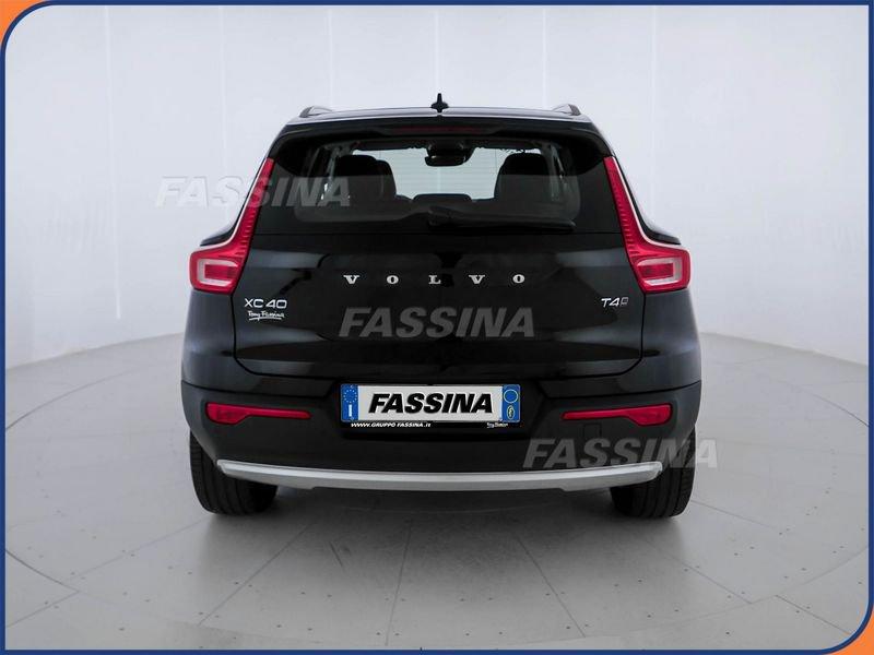 Volvo XC40 T4 AWD Geartronic Momentum 190cv