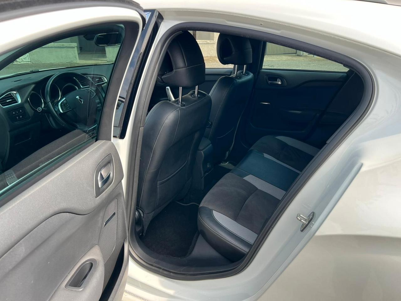 Ds DS4 4 Crossback BlueHDi 120 S&S Sport Chic