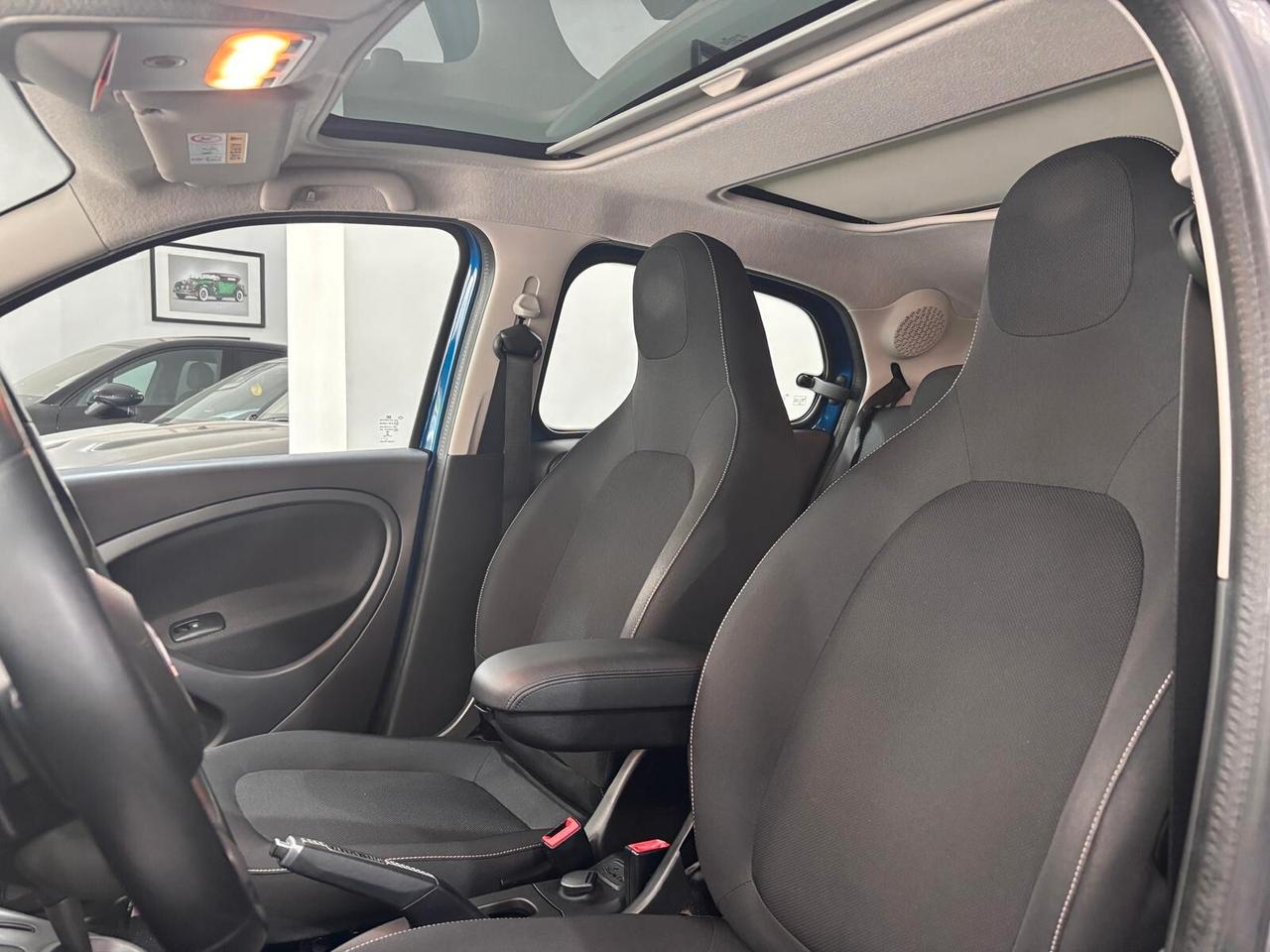 SMART FORFOUR 0.9 TWINAMIC TURBO BRABUS