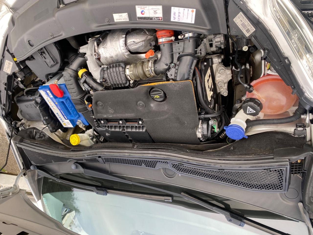 Peugeot 208 BlueHDi 75 5 porte Allure