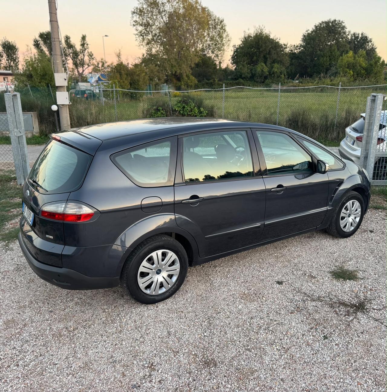 Ford S-Max+ 2.0 TDCi 140CV DPF