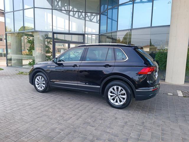 VOLKSWAGEN Tiguan 2.0 TDI 150 CV SCR DSG Life