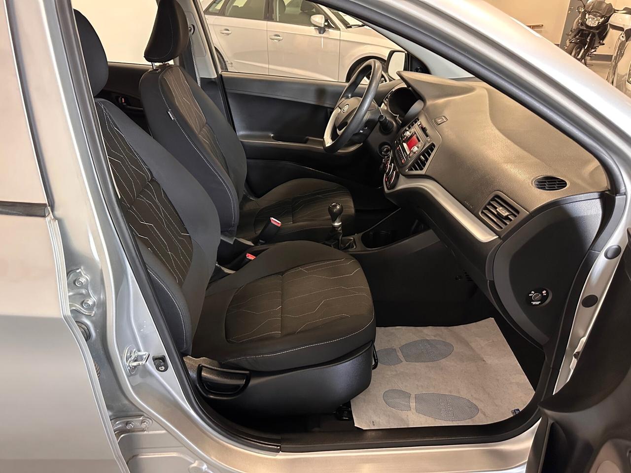 KIA PICANTO 1.0 BENZINA 5 PORTE