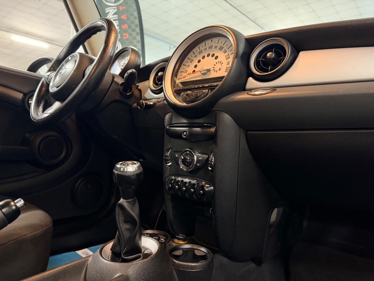 Mini 1.6 16V One (55kW)