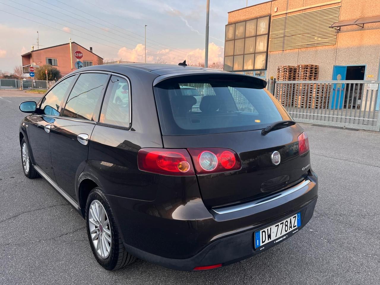 Fiat Croma 1.9 Multijet 16V Must
