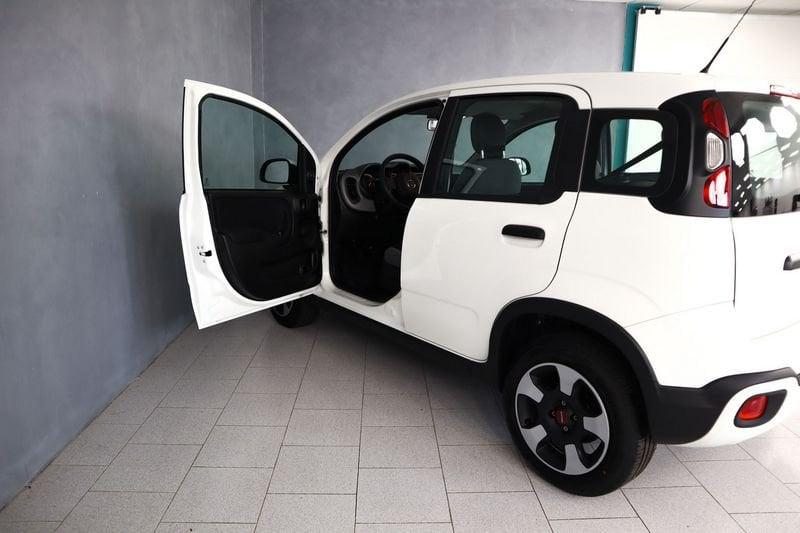 FIAT Panda 1.0 HYBRID 70CV CITY CROSS