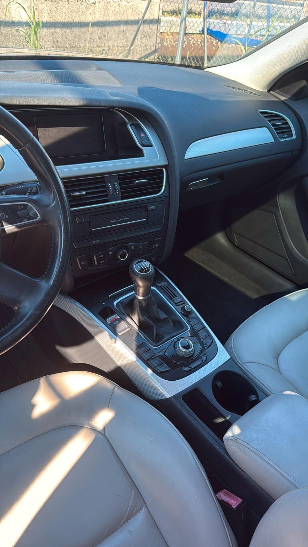Audi A4 2.0 TDI S-Line Full Optional