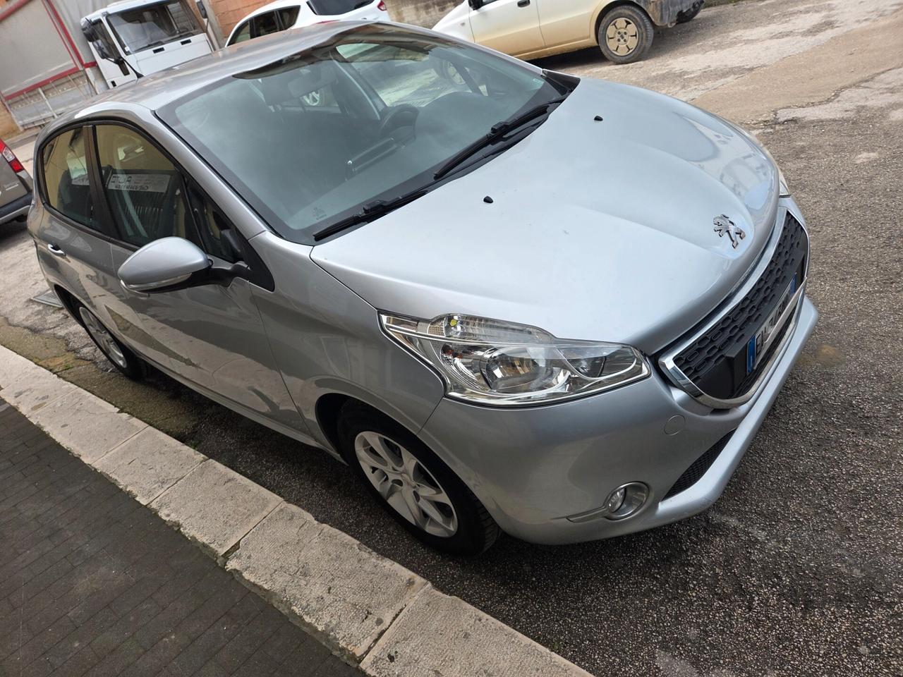 PEUGEOT 208 1.4 HDI 70 CV SOLI KM 100000 CERTIF