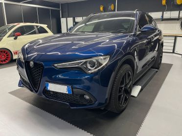 In promo Alfa Romeo Stelvio 2.2 Turbodiesel 210 CV AT8 Q4 Super veloce