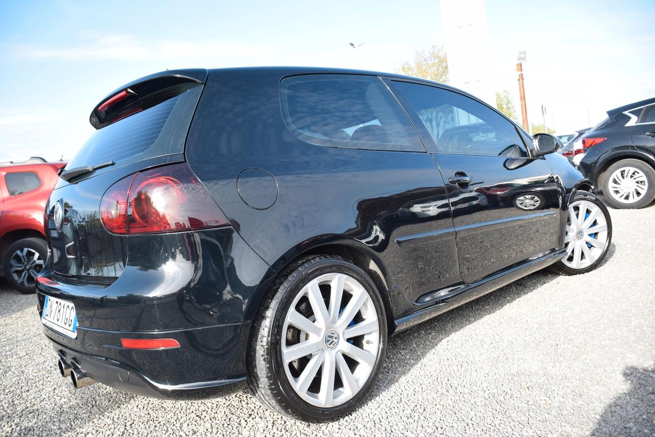 Volkswagen Golf R32 3.2 VR6 4mot. 3p. DSG 250CV