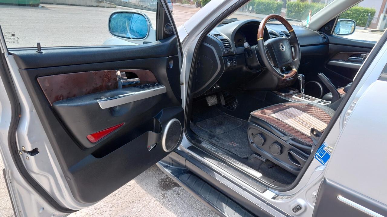 Ssangyong REXTON 2.7 XDi cat Premium 2 TOD
