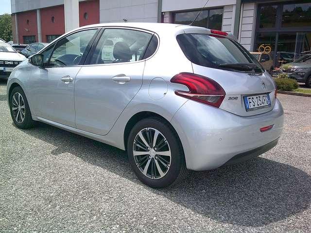 Peugeot 208 208 5p 1.2 puretech Allure 82cv