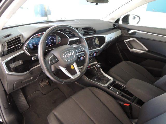 AUDI Q3 35 TDI S tronic Business Advanced