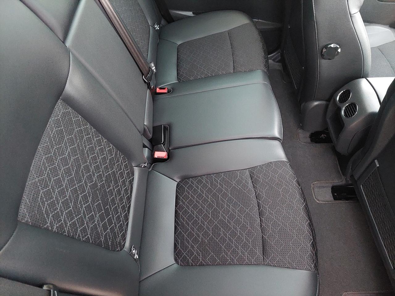 Peugeot 3008 1.6 HDi 115CV SOLI 90.000KM