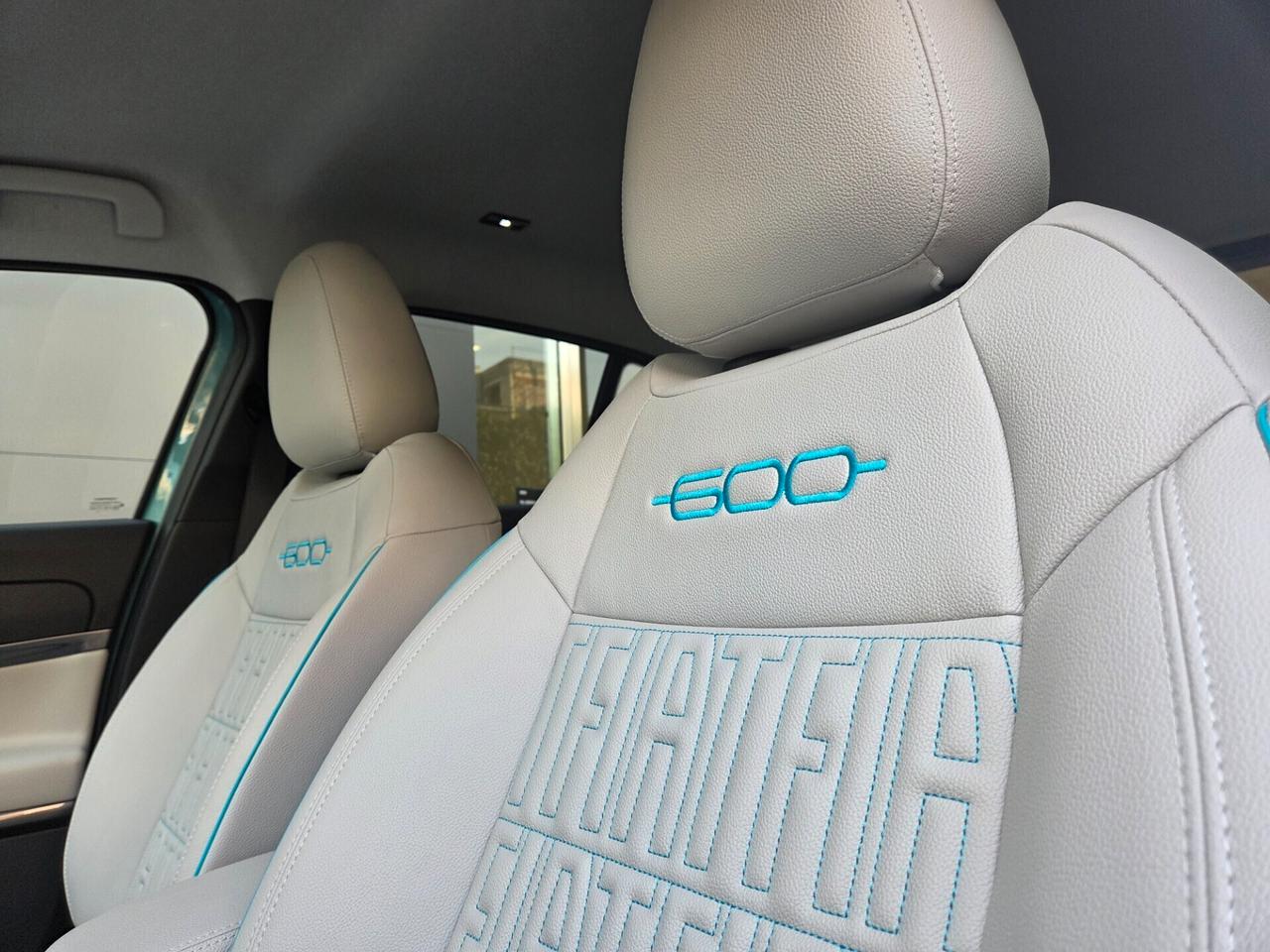 Fiat 600 Hybrid 110 CV DCT MHEV La Prima KM0