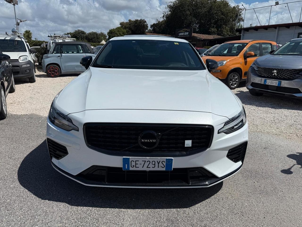Volvo S60 T8 Recharge AWD Plug-in Hybrid R-Design 318Cv