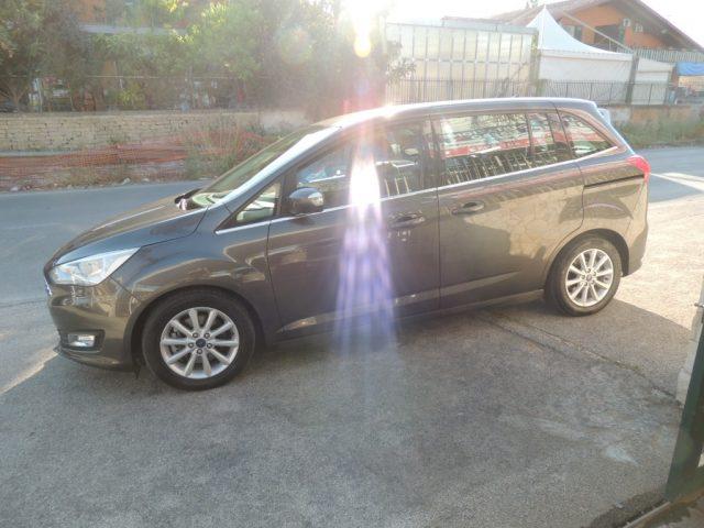 FORD C-Max 7 1.5 TDCi 120CV Start&Stop Titanium