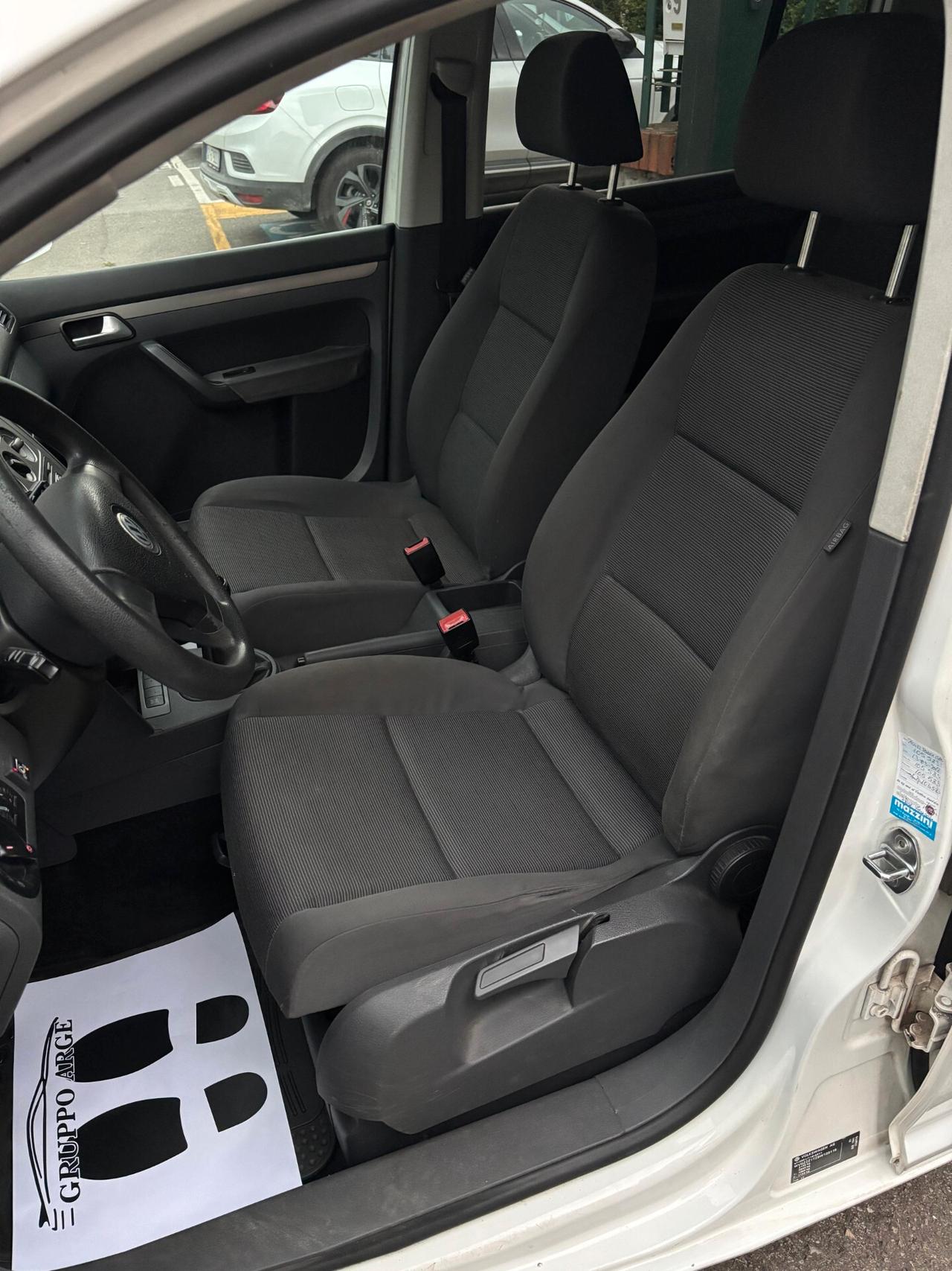 Volkswagen Touran 1.6 Trendline Bifuel G