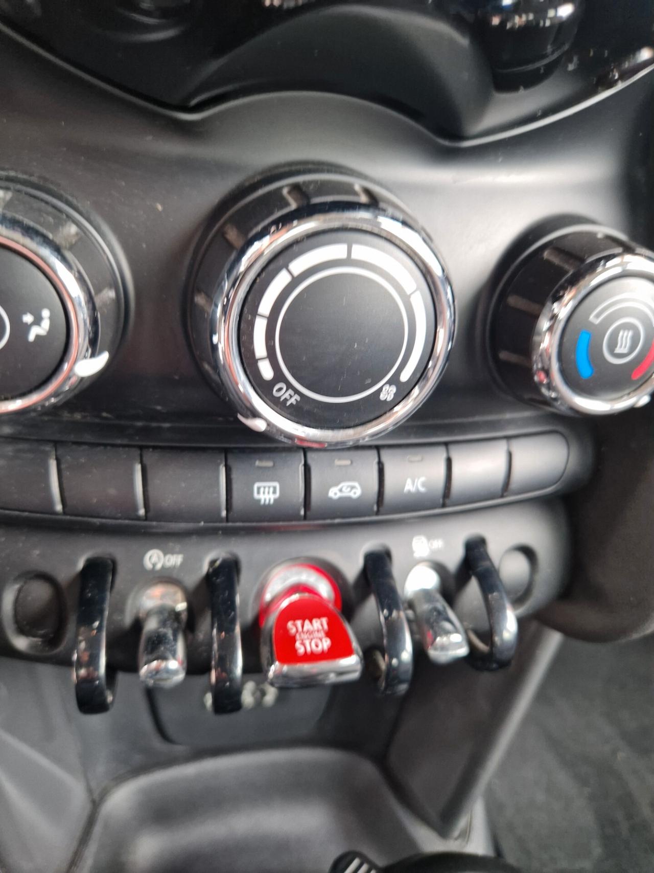 Mini Cooper D 1.5 136cv 5porte *FRIZIONE NUOVA*