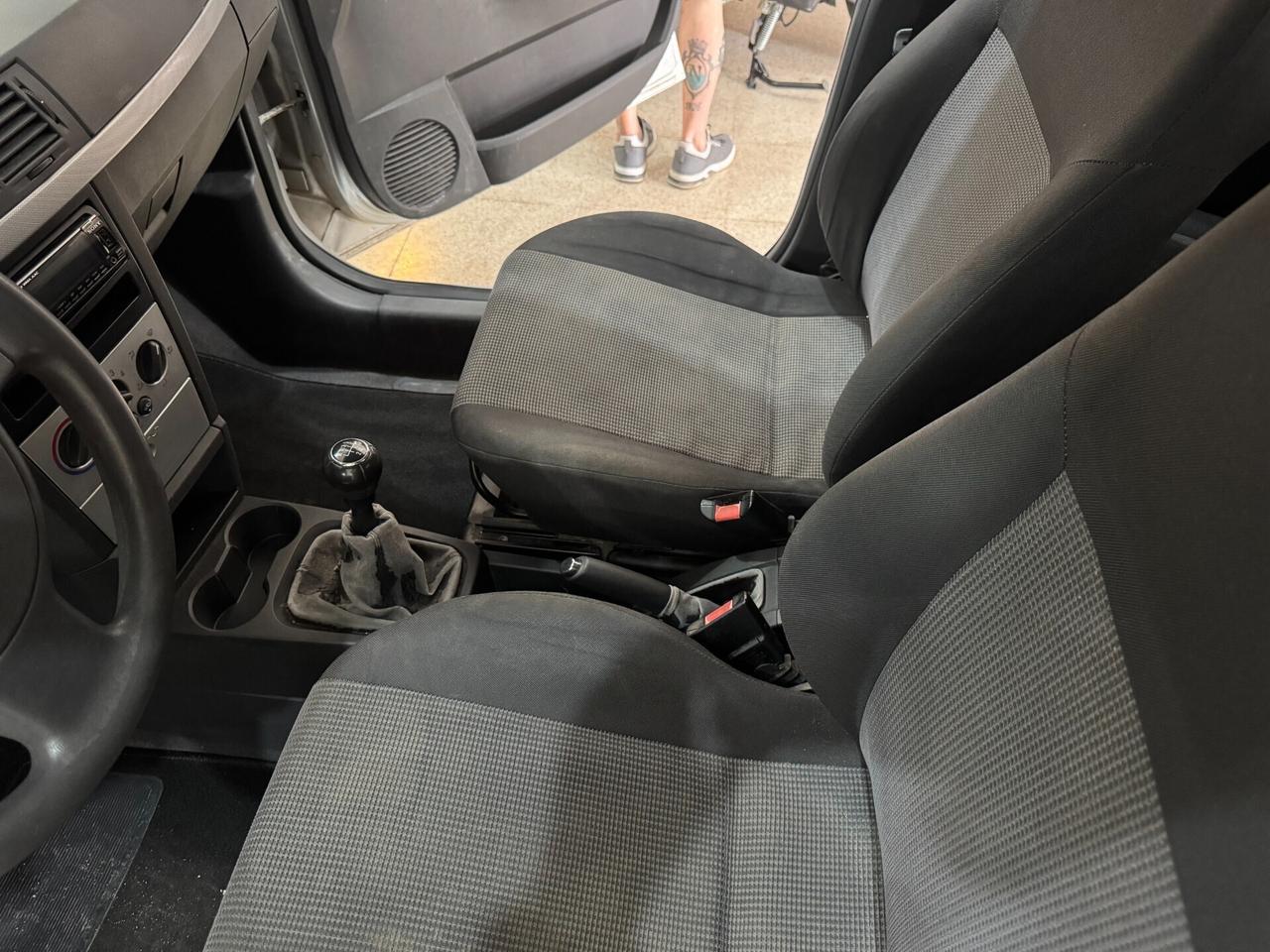 Opel Meriva 1.6 16V 100Ccv. Cosmo OK NEOPATENTATI