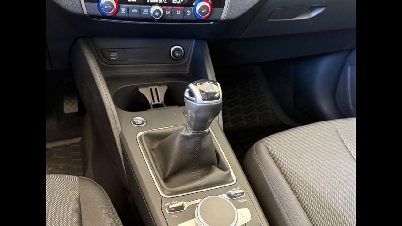 AUDI Q2 I 2021 - Q2 30 1.0 tfsi Admired