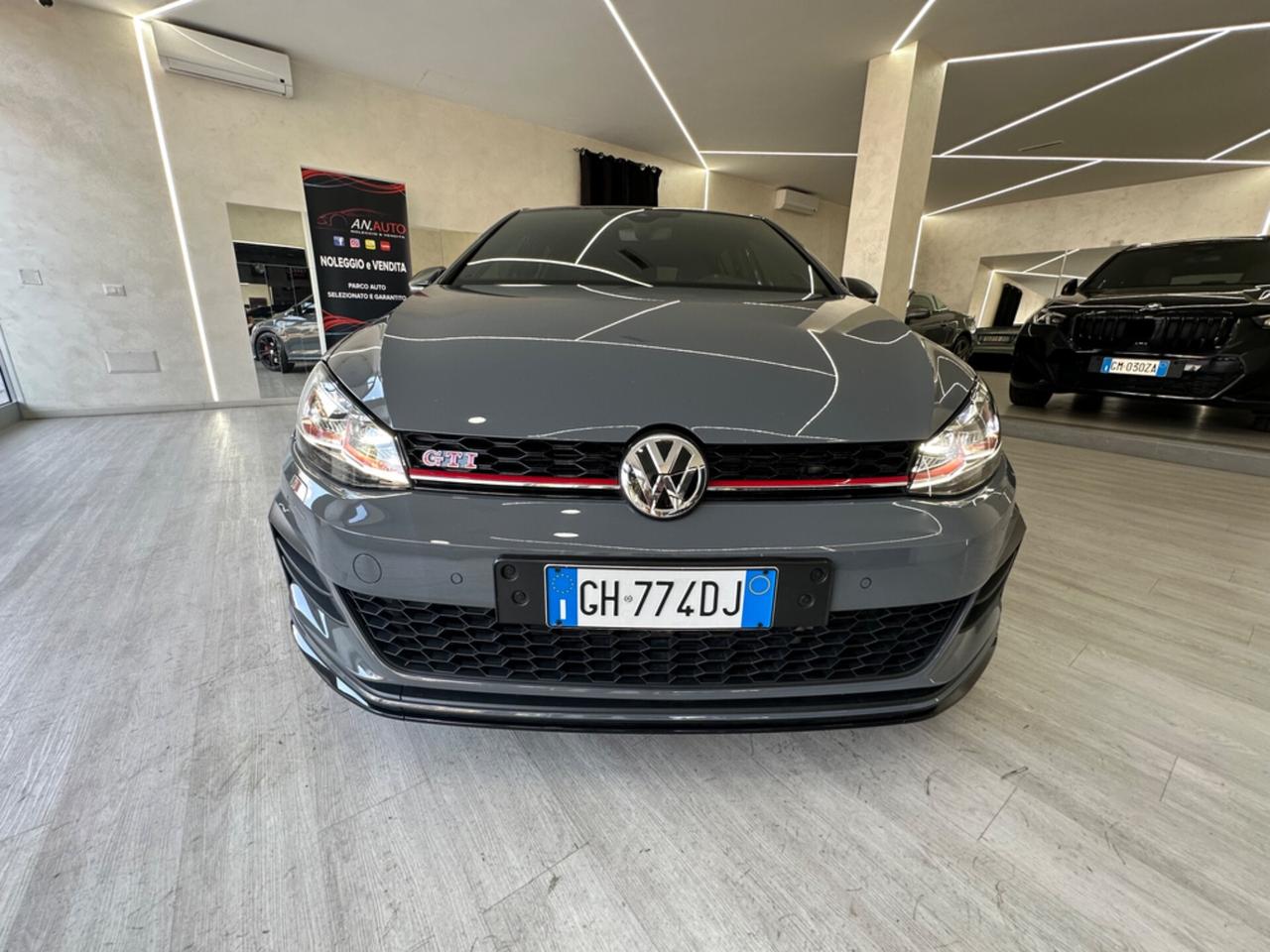 Volkswagen Golf GTI Golf GTI 2.0 TSI TCR DSG 5p. BlueMotion Technology