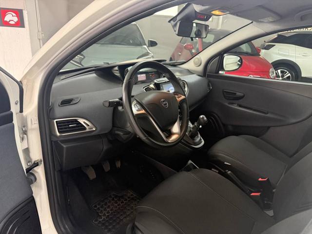 LANCIA Ypsilon 1.0 FireFly 5 porte S&S Hybrid Gold