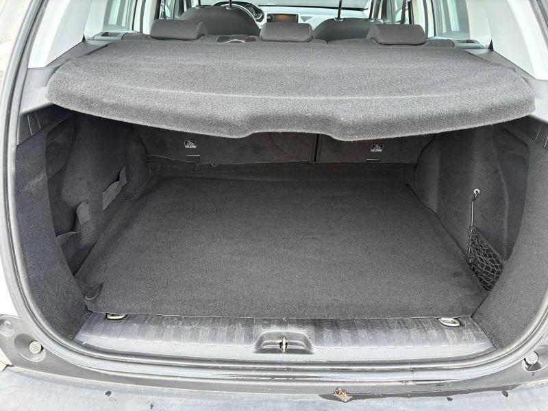 Peugeot 2008 1.6 bluehdi Active 75cv ADATTA NEOPATENTATI