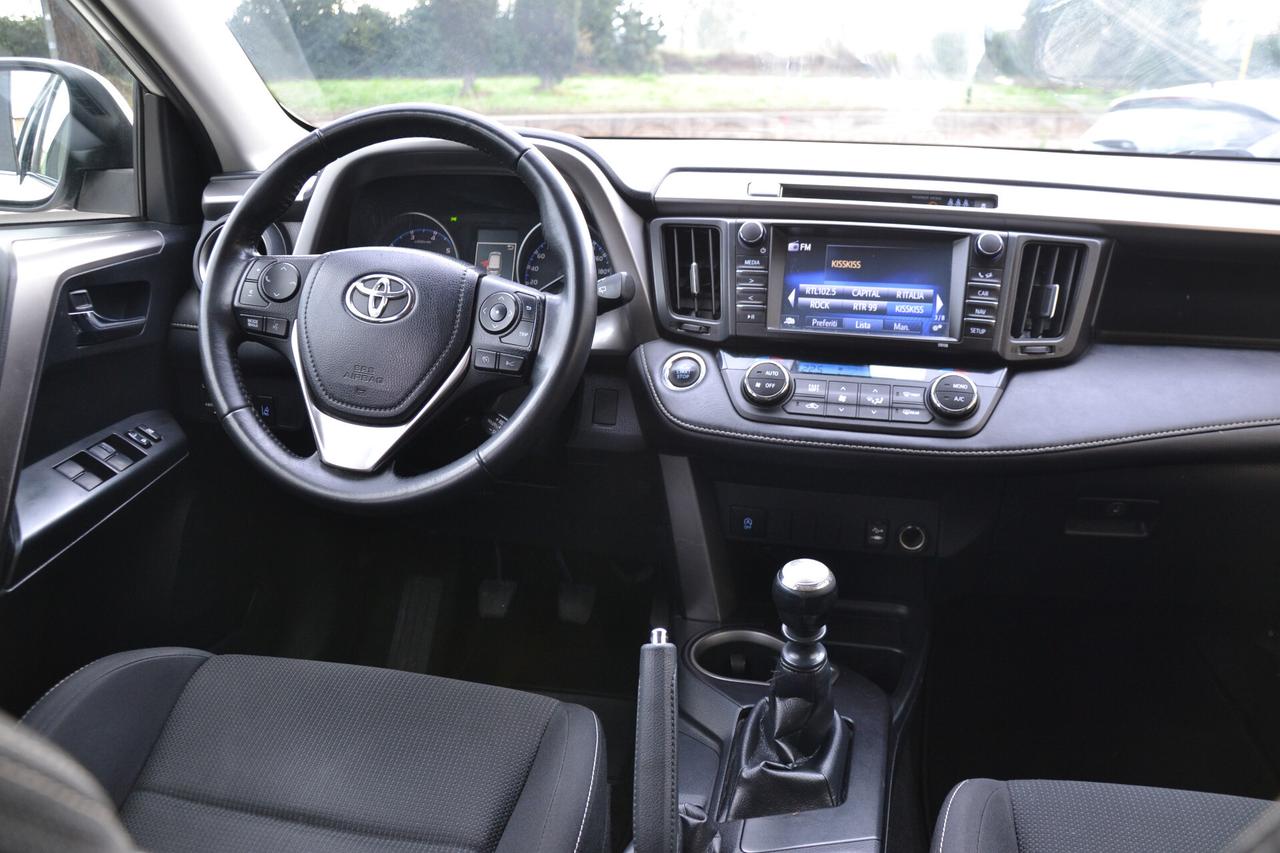 Toyota RAV 4 2.0 D-4D 143CV **NAVI+CRUISE+RCAM+PDC+LED+EURO6B*