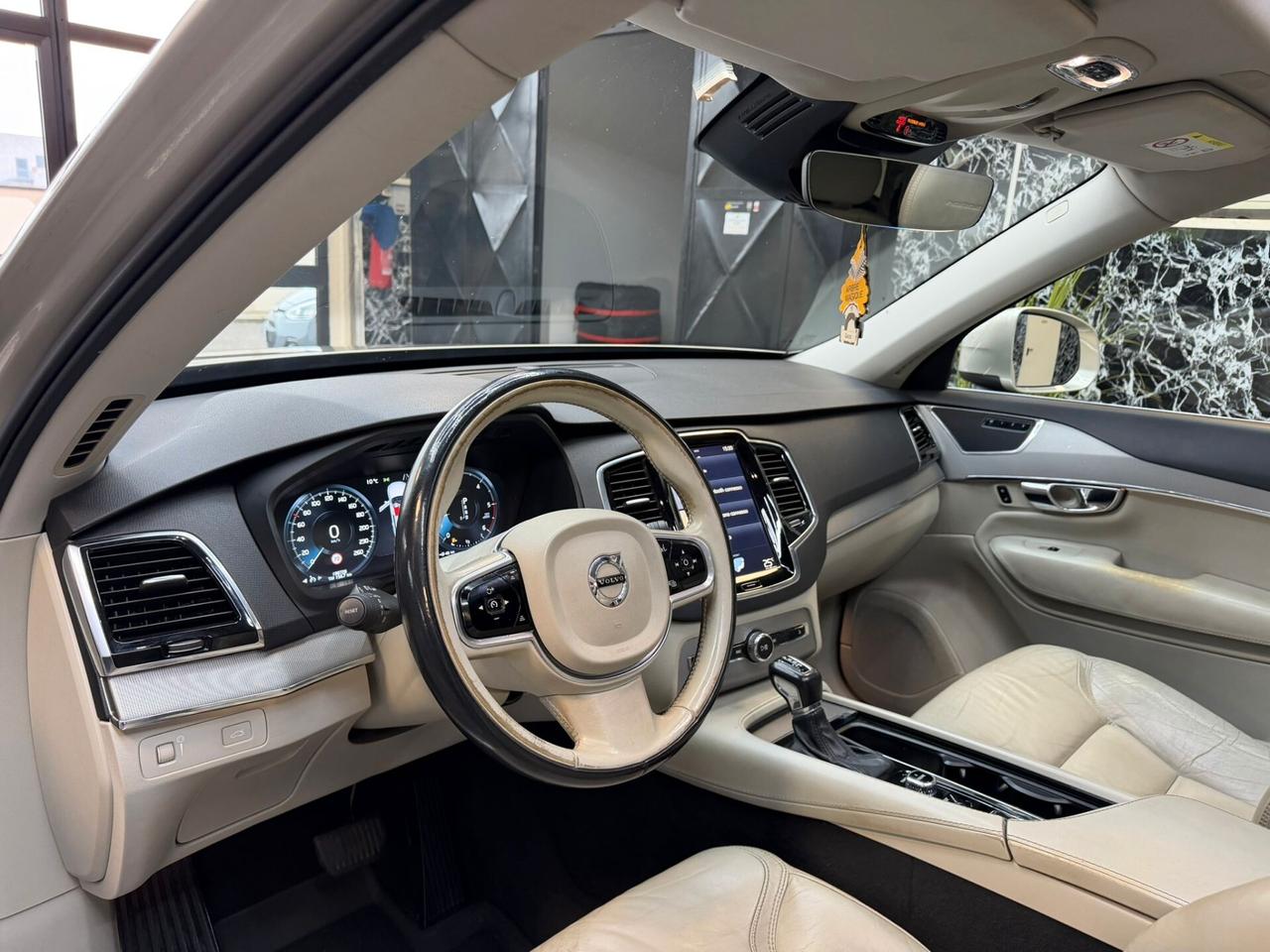 Volvo XC 90 D5 AWD Geartronic 7 posti Inscription