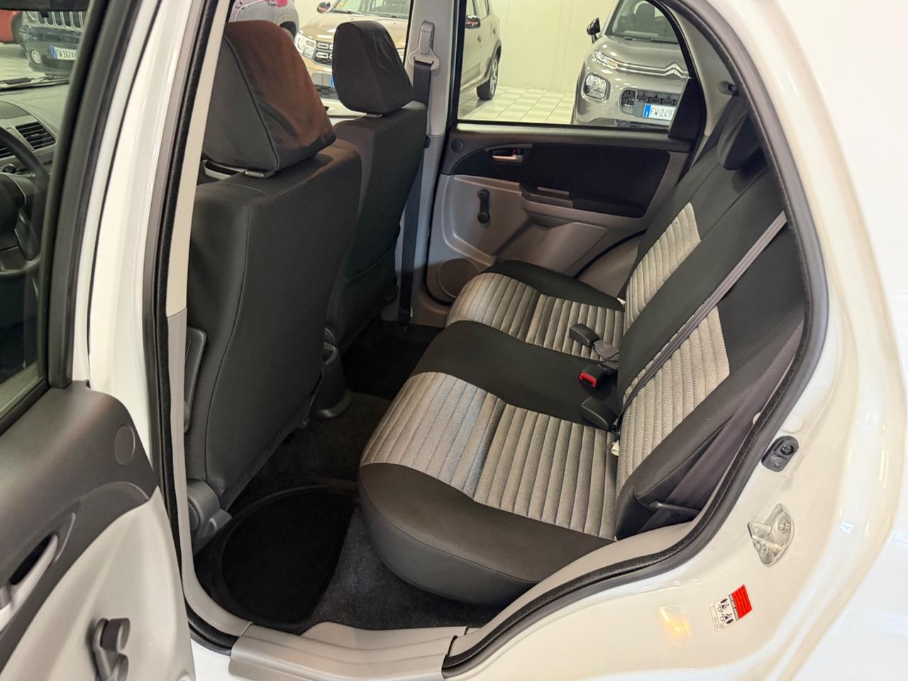 Suzuki SX4 1.6 16V 4WD Outdoor Line GLX