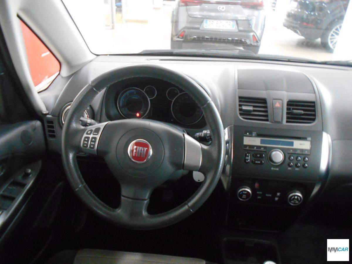 FIAT - Sedici - 2.0 MJT 16V DPF 4x4 Emotion