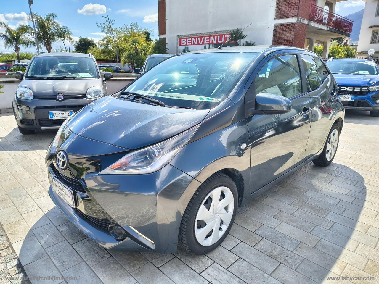 TOYOTA Aygo 1.0 VVT-i 69 CV 5p. x-play TSS MMT