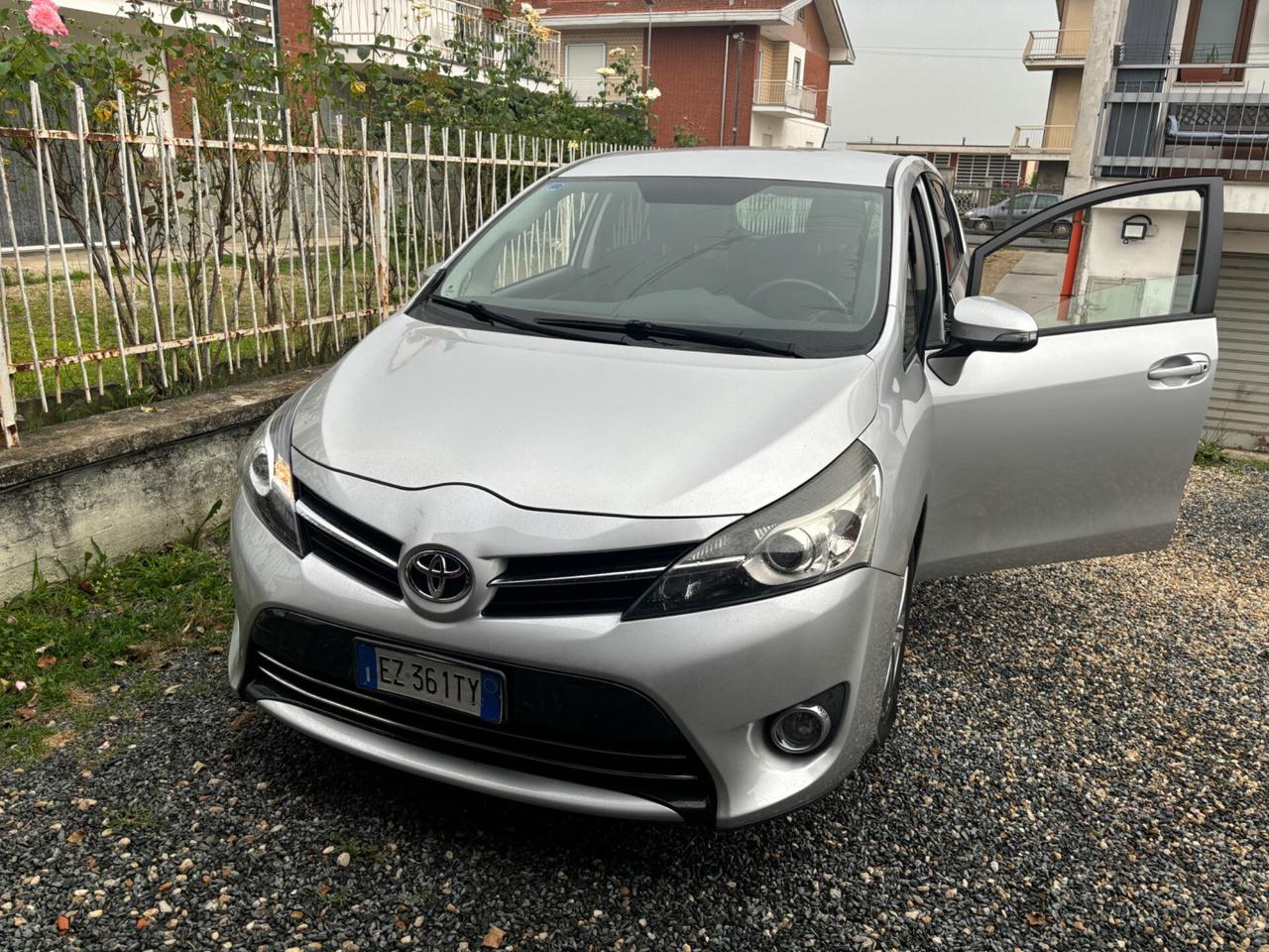 Toyota Verso 1.6 D-4D Business