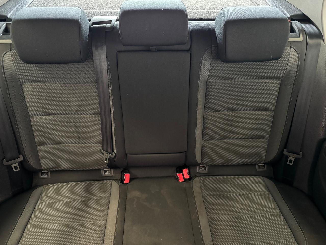 Volkswagen Golf DSG 5p. Highline