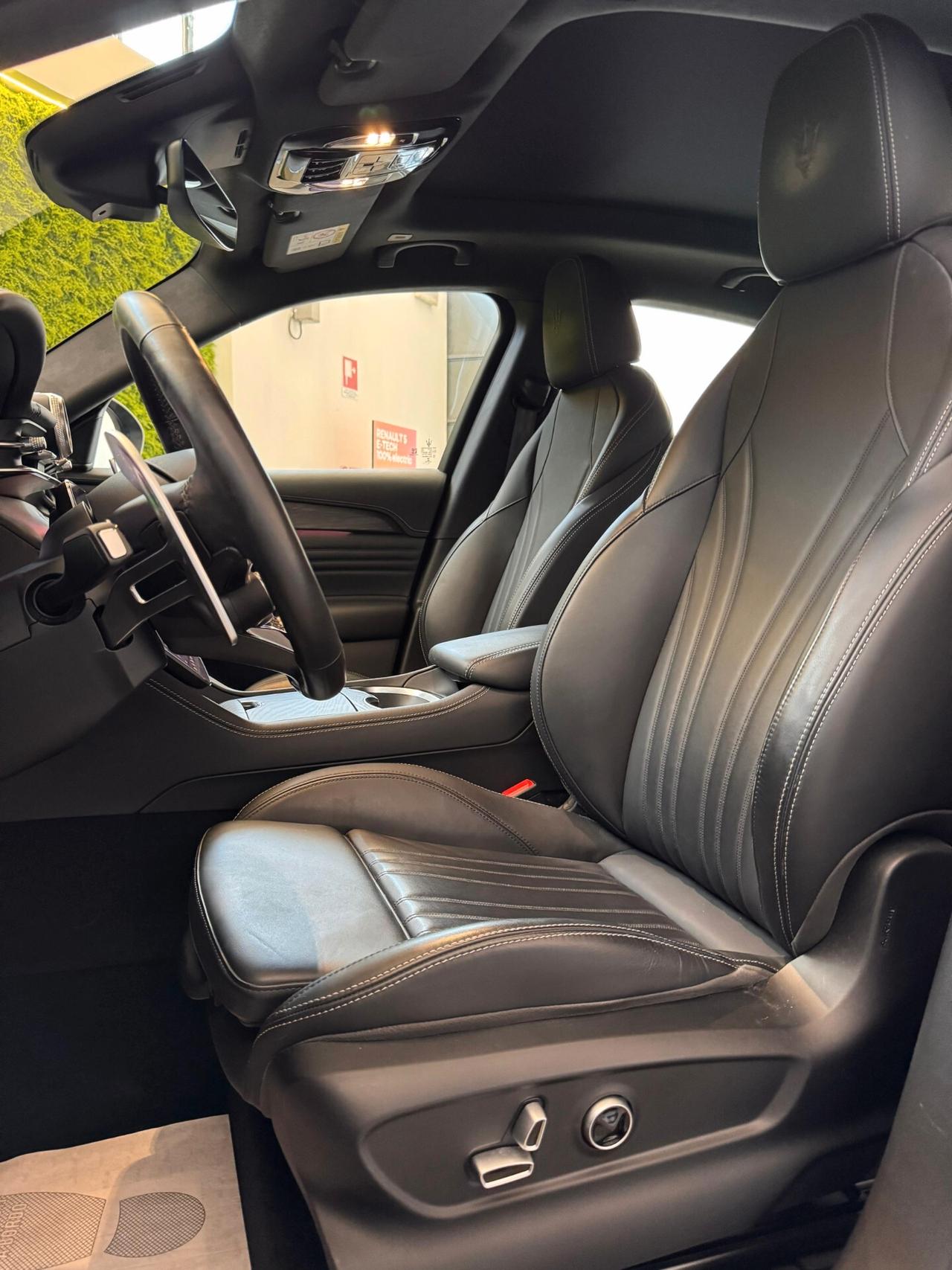Maserati Grecale MHEV 330 CV AWD Modena