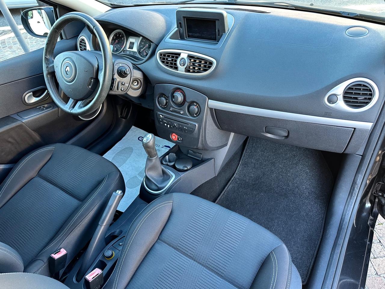 Renault Clio 1.2Bz 75Cv 5P Dynamique - Neopatentati