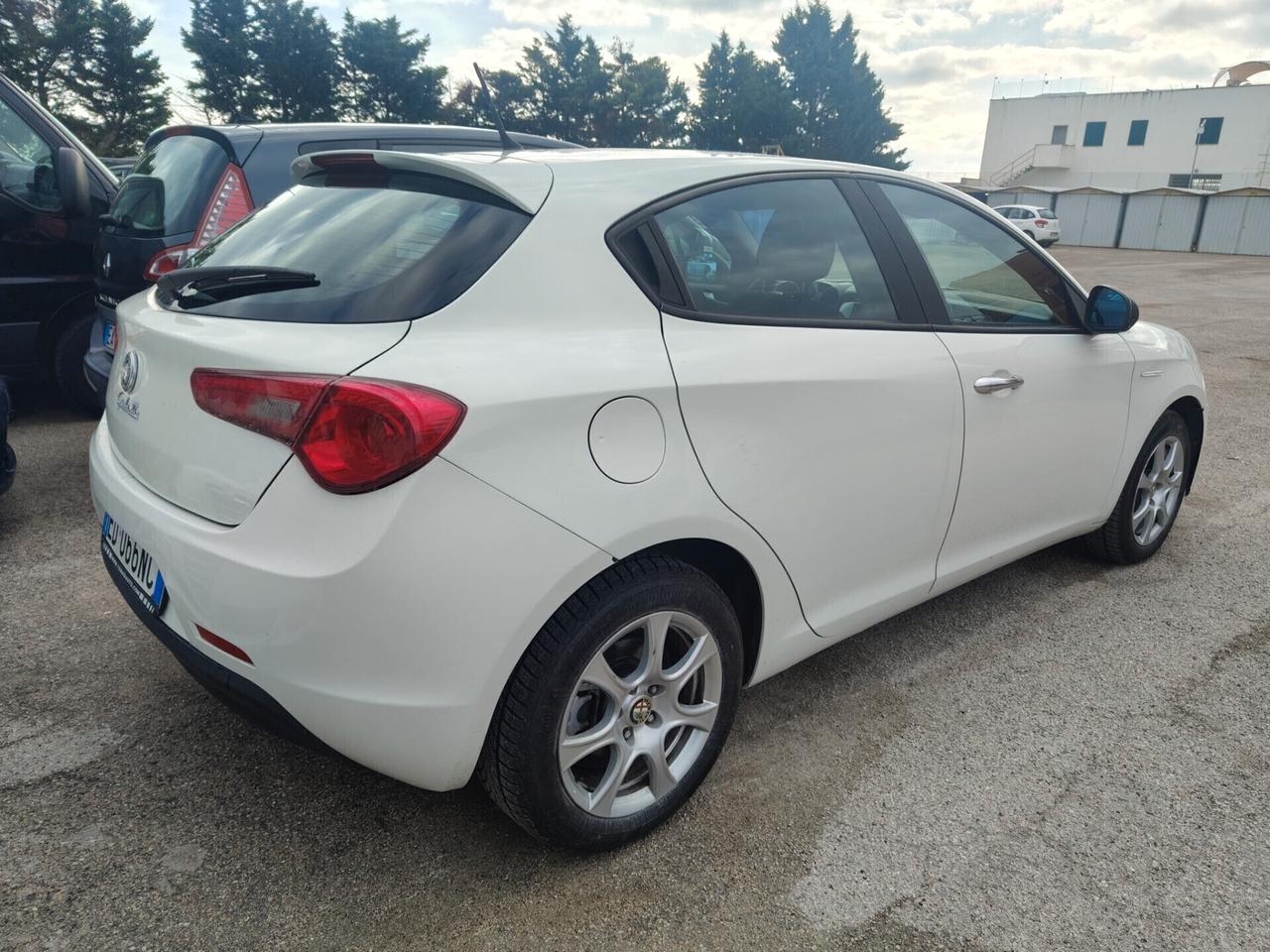 Alfa Romeo Giulietta 1.6 JTDm-2 105 CV Progression