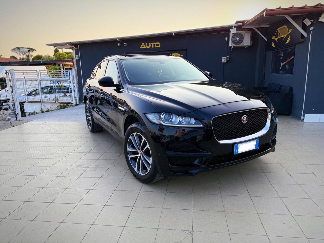 Jaguar F-Pace 2.0 D 180 CV AWD aut. Portfolio Garanzia 12 Mesi