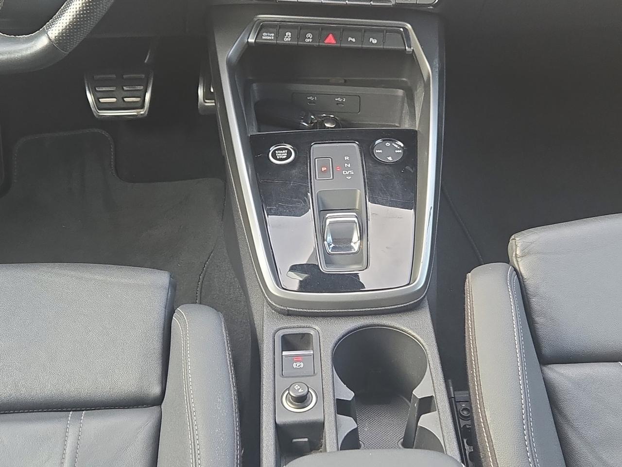Audi A3 35 2.0 tdi S line Edition s-tronic